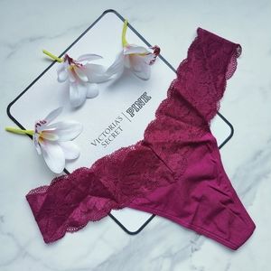 NWT PINK VICTORIA'S SECRET EVERYDAY LACE TRIM THONG PANTY IN VIVID MAGENTA LARGE